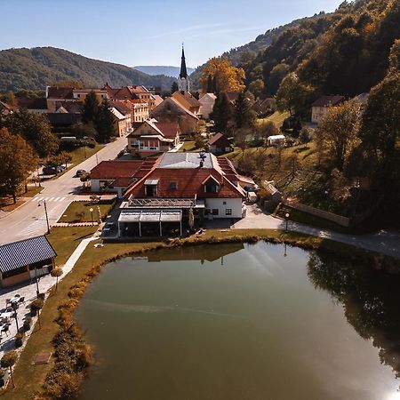 Kozjanski Dvor Podcetrtek Esterno foto