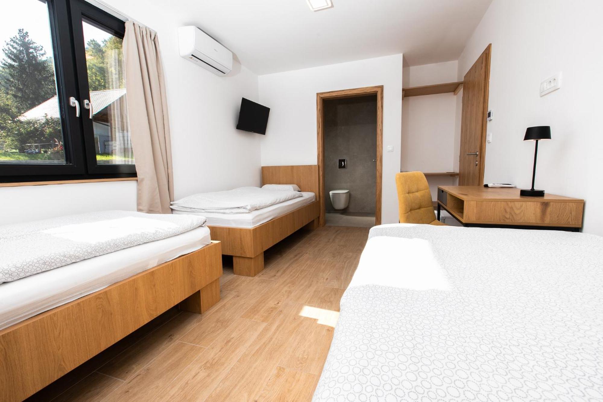 Kozjanski Dvor Podcetrtek Esterno foto